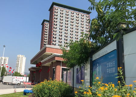 深圳鋼結(jié)構(gòu)圍擋a款-深圳中山大學施工圍擋-A/B/C類圍擋-深圳市大通建材有限公司圍擋生產(chǎn)定制廠家
